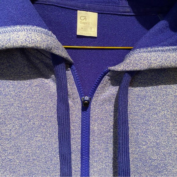 Gap lightweight full zippered hoodie (Sz M) - Picture 7 of 15